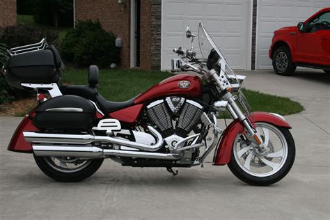 victory motorcycles kingpin